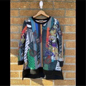 lynn ritchie silver graphic top size medium